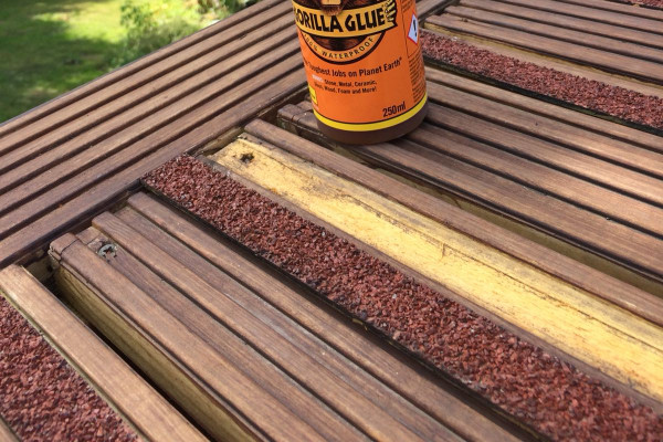 Higher Res Decking Strips Image 4